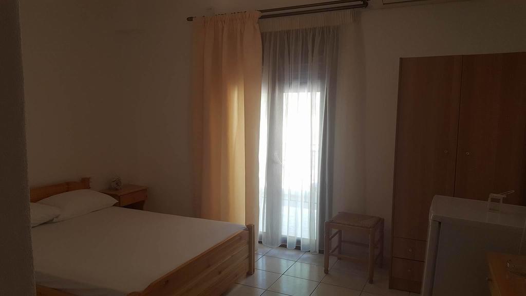 Mantos Rooms 1 Neo Klima Exterior photo