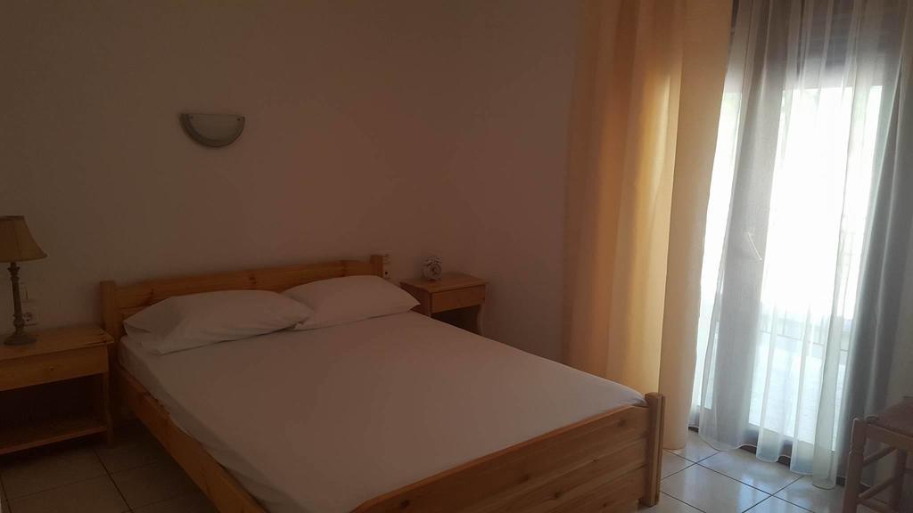 Mantos Rooms 1 Neo Klima Exterior photo